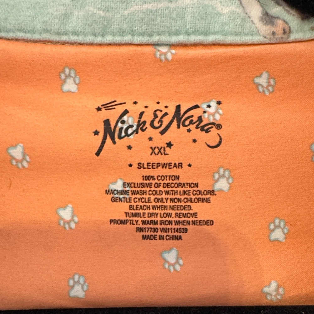 Nick & Nora Pajama Set with Dog Pattern - Picture 2 of 5
